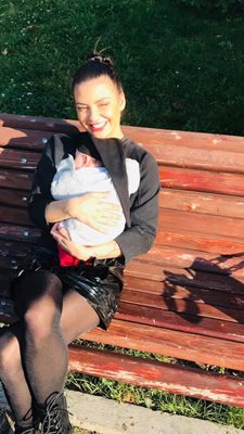 Деси Цонева има опит с бебета