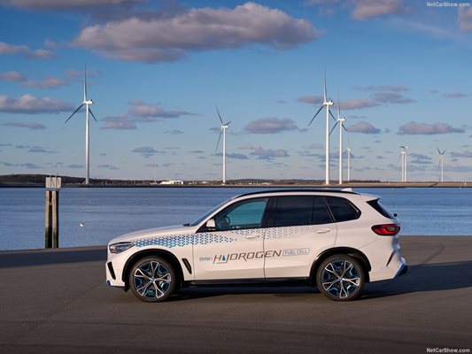 От BMW смятат, че водородното задвижване има светло бъдеще. Снимка: BMW