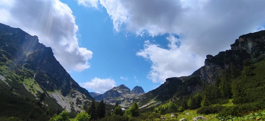 Пленителната красота на Мальовица ще ви накара да почуствате пълен релакс.