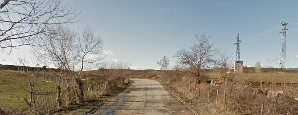 Мъжът е открит край село Абланица  СНИМКА: гугъл стрийт вю