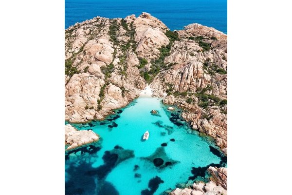 Малкото островче Капрера, където умира Гарибалди
Снимки: Инстаграм