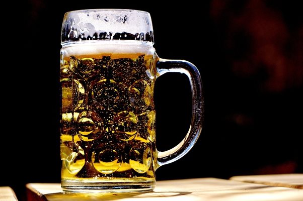 Пиенето на бира увеличава риска от инсулт