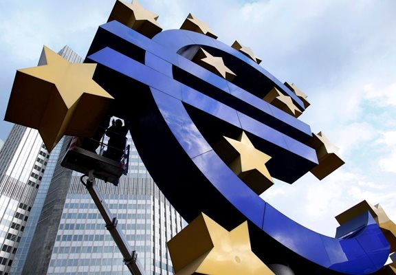 Централата на ЕЦБ във Франкфурт, Германия

