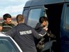 Българин е задържан в Атина за фалшиви документи и прехвърляне на мигранти