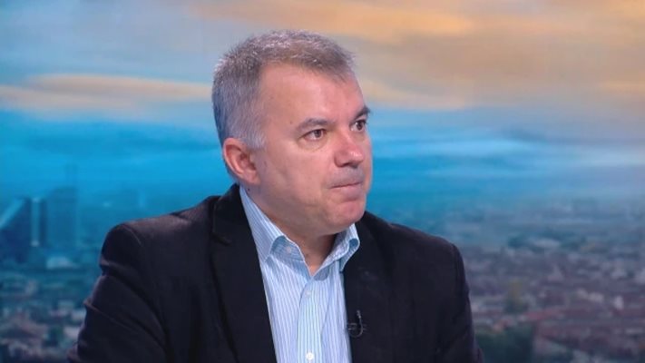 Председателят на Асоциация „Активни потребители“ Богомил Николов
Кадър: BTV