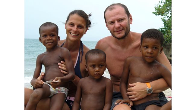 Miloshev and Christina in the Philippines, Rachkov looks after the children