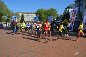Рекорден брой участници в маратон Варна днес