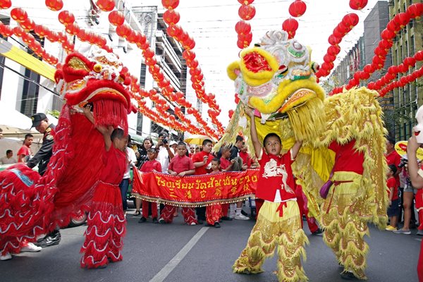 В Китай празнуват началото на годината 15 дни