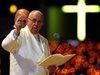 Папа Франциск канонизира 2 деца за светци в Португалия