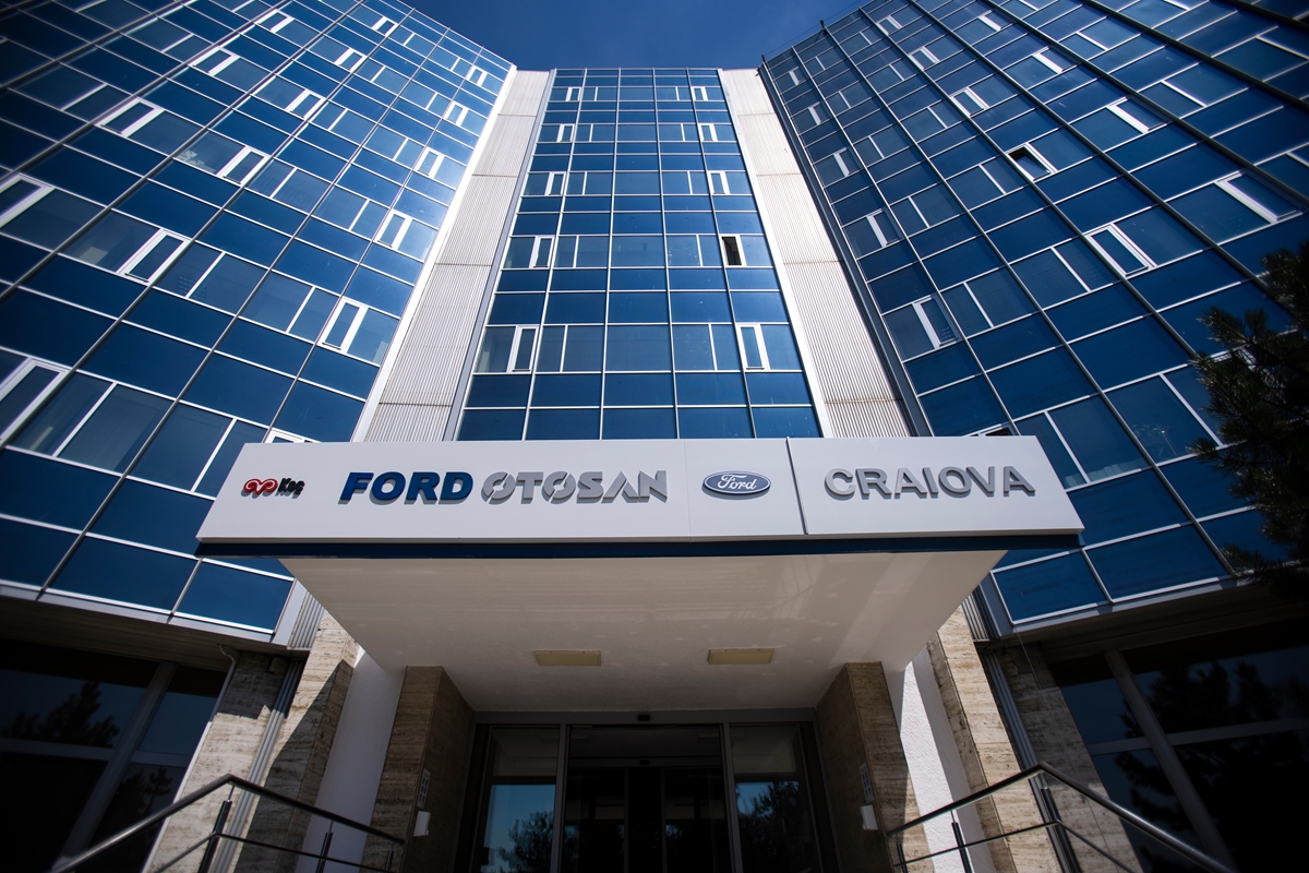 Завод на "Форд" вече е под турски контрол, ще сглобява електроколи на 250 км от София