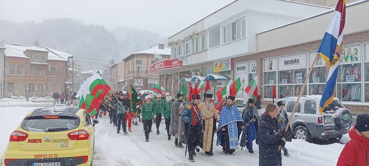 Дупница отбеляза 147 г. от Освобождението с възстановка