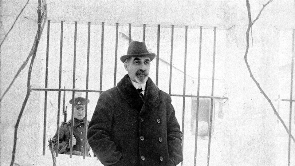 Александър Малинов, авторът на Манифеста за независимостта, лежал в  затвора. Бил министър-председател рекордните пет пъти - 168 Часа