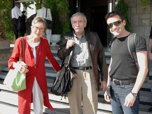 Явор Гърдев (вдясно) посрещна Едуард Олби. 
СНИМКА: ЙОРДАН СИМЕОНОВ