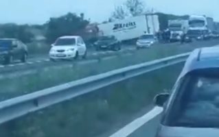 Двама загинаха на магистрала "Тракия" край Пловдив, чужд тир влезе в насрещното (Видео)