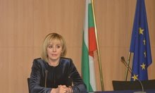 Мая Манолова: Нямам решение дали ще се кандидатирам за кмет, не съм на тезгяха