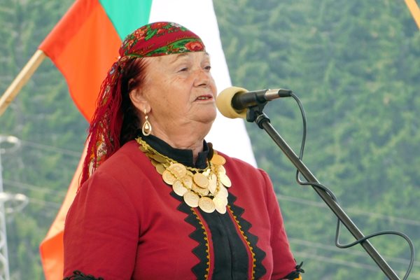 Легендарната певица Валя Балканска: Отказах да стана депутат