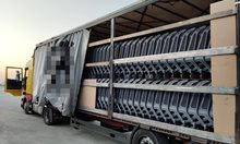 Откриха мъртъв шофьор и 59 кг канабис в камион с български номера в Гърция