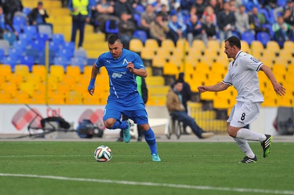 Валери Божинов вече игра в "Левски" през 2014 г.