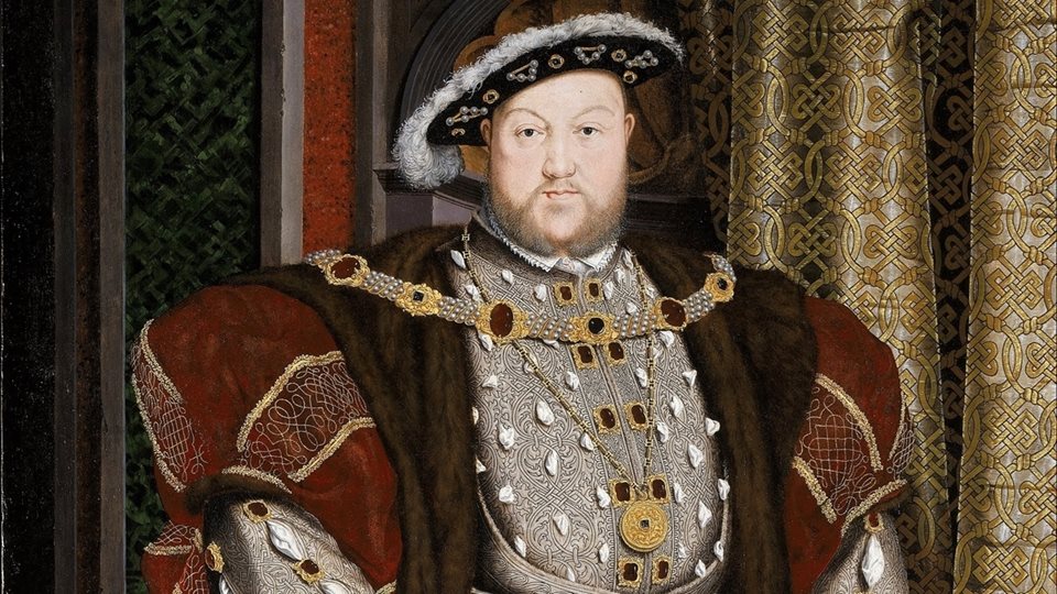 Намериха парче от короната на Хенри VIII, унищожена от Кромуел преди 4  века. Цената на златния отломък е 2 млн. лири - 168 Часа