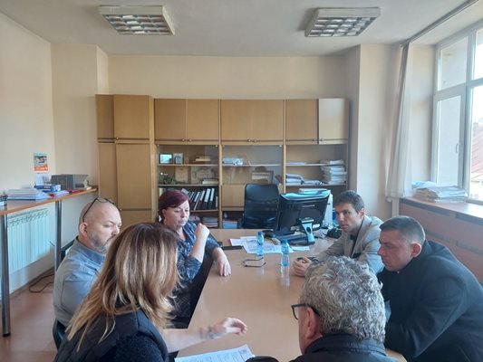 Народният представител от 13 МИР-Пазарджик Стефан Мирев на среща с кмета на община Батак инж. Георги Харизанов