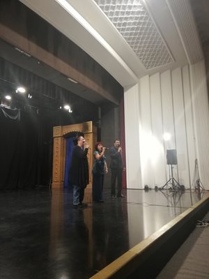 Ваня Костова, Боян Михайлов и Милица зарадваха гостите на концерта с любимата "Здравей, как си, приятелю"