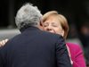 Меркел "ухажва" Португалия на фона на политическите кризи в Италия и Испания