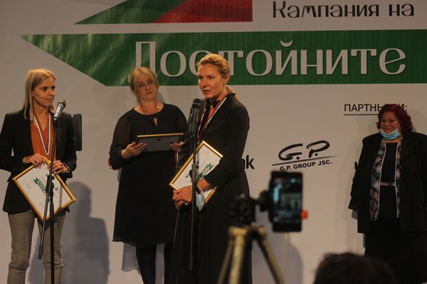 Десислава Олованова, една от трите жени, организирали най-голямата дарителска акция по време на извънредното положение.