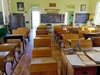 МОН: В 60 училища са спрени учебните занятия заради ураганния вятър