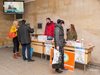 Академичната общност в Свищов отново подкрепи благотворителен базар за мартеници