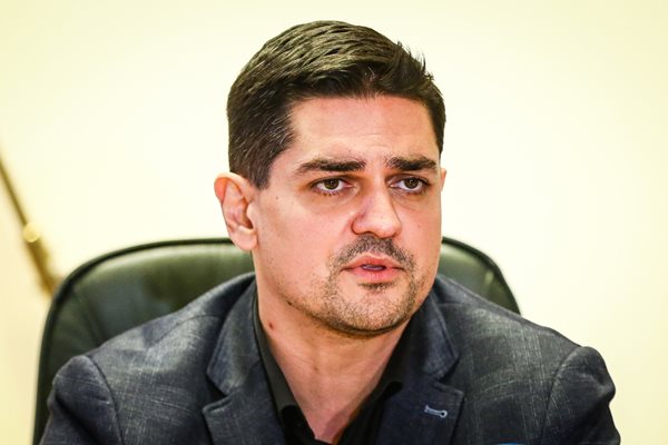 Министър Василев: Нов стадион ще струва стотици милиони