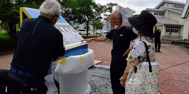 Вдигнаха паметник на златните ни момичета в Япония