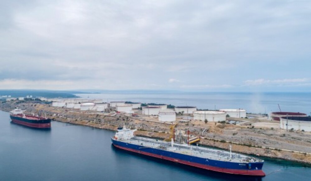 Затвориха на Сърбия кранчето за внос на руски петрол по Адриатическия нефтопровод