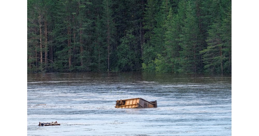 Breaking News: Braskeraidfoss Dam on Gloma River Collapses