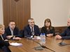 Министър Илиев представи програмата за спортната инфраструктура пред клубовете във Враца