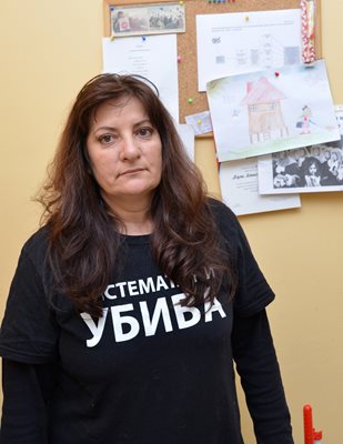 Вера Иванова, майка на 23-годишния Дани