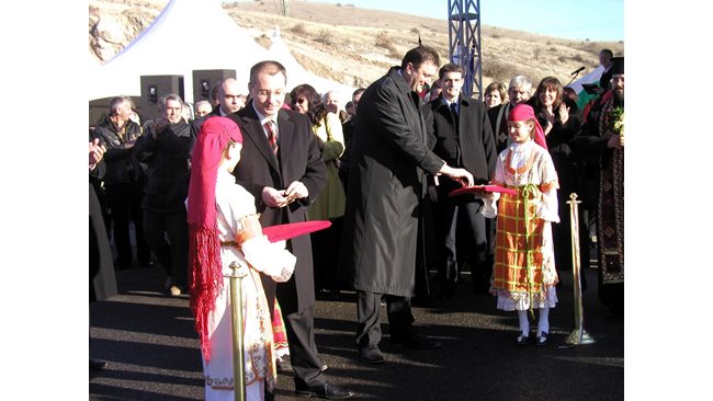 The road on which 45 people were burned, built by a Macedonian and our company (Video)