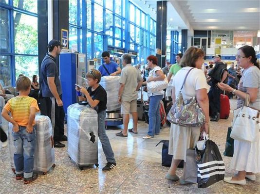 Посещенията на чужди граждани в България са 761,9 хил. 
СНИМКА: АРХИВ
