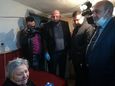 The heads of the district and appellate prosecutors and OD MIA Burgas visited the attacked grandmother in Zvezdets.  Photo: Archive