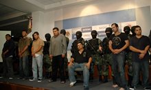 Мексиканската армия влезе в града на наркобоса Ел Менчо
