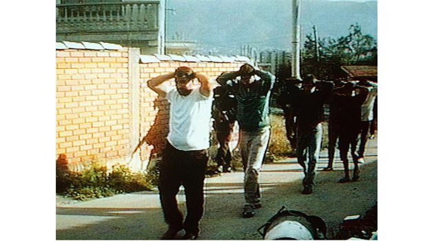 АКЦИЯ: Ченгета са подкарали аверите на Японеца към ареста след щурма на къщата му през 2001 г.