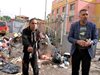 Роми се самонастаняват в къща в центъра на Пловдив, топлят се с гуми