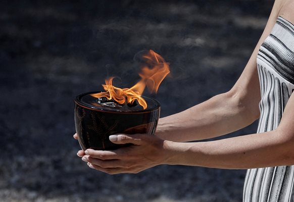 Репетиция на запалването на олимпийския огън в Гърция
Снимка: Ройтерс