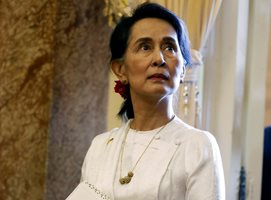 Аун Сан Су Чжи осъдена на още шест години затвор по дела за корупция