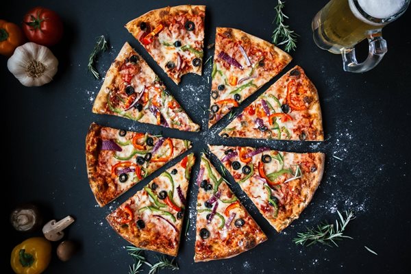 Направете си здравословна пица със зеленчуци.
СНИМКИ: ПИКСАБЕЙ