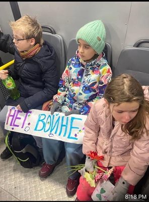 Деца в Русия задържани заради протест срещу войната в Украйна