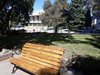 Вандали къртят и хвърлят над 15 пейки в парк в Свищов