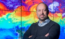 Топ климатолог на НАСА: В България ще стане първо като в Истанбул, а после като в Бейрут. Забравете зимата!