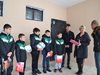 Весела Лечева дари екипи и топки на малките футболисти от Килифарево