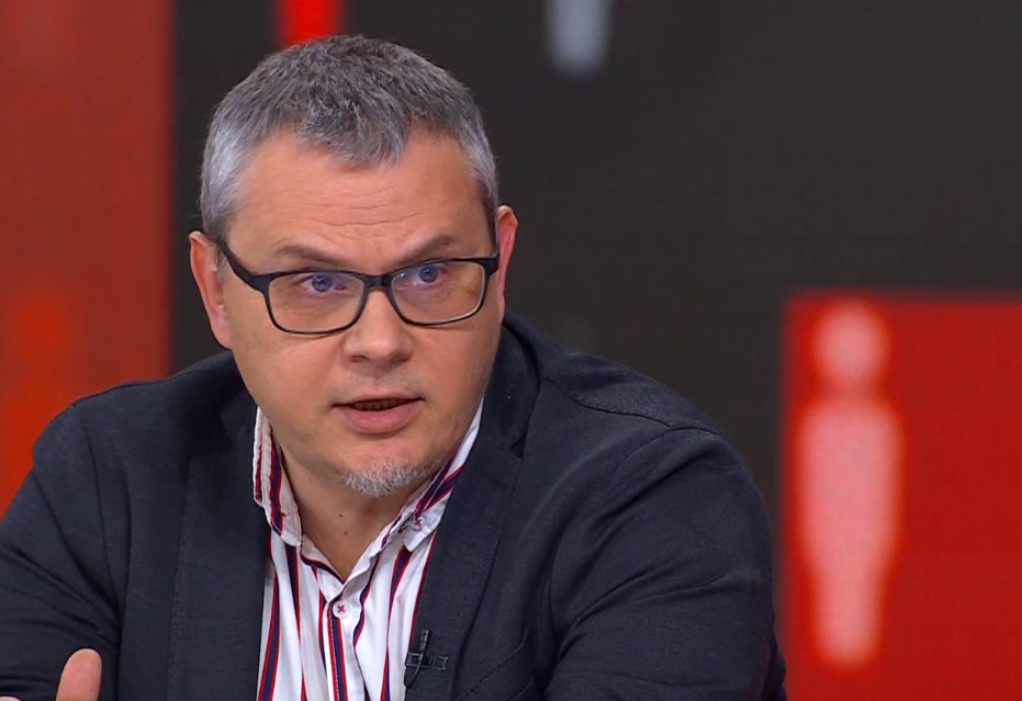 Виктор Иванов: Реакцията на думите на Макрон на българските политици беше трагична