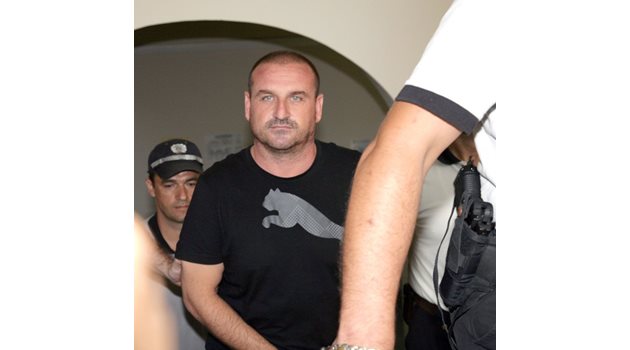 Васил Костов-Кеца е осъден на доживотен затвор.